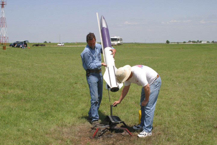 Pat Gordzelik Duct Tape Rocket K550 John Bolene Helps_02